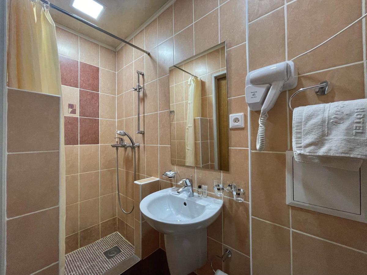 Hotel Gloria Standard Borovoje Eksteriør billede